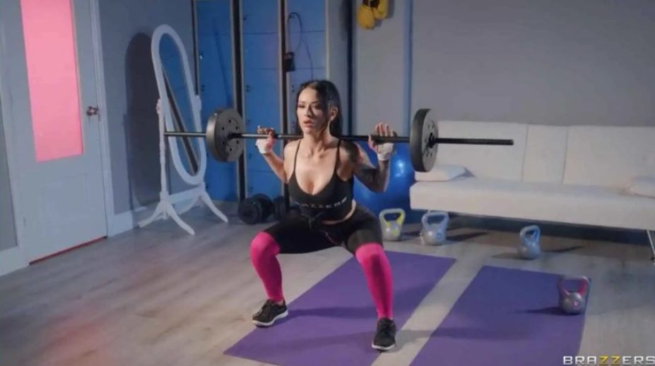 【PC/安卓/AI汉化/真人/SLG游戏/2.44G】湾景镇往事 Ver0.1.2 AI汉化版+PC+安卓+真人SLG游戏+2.44G